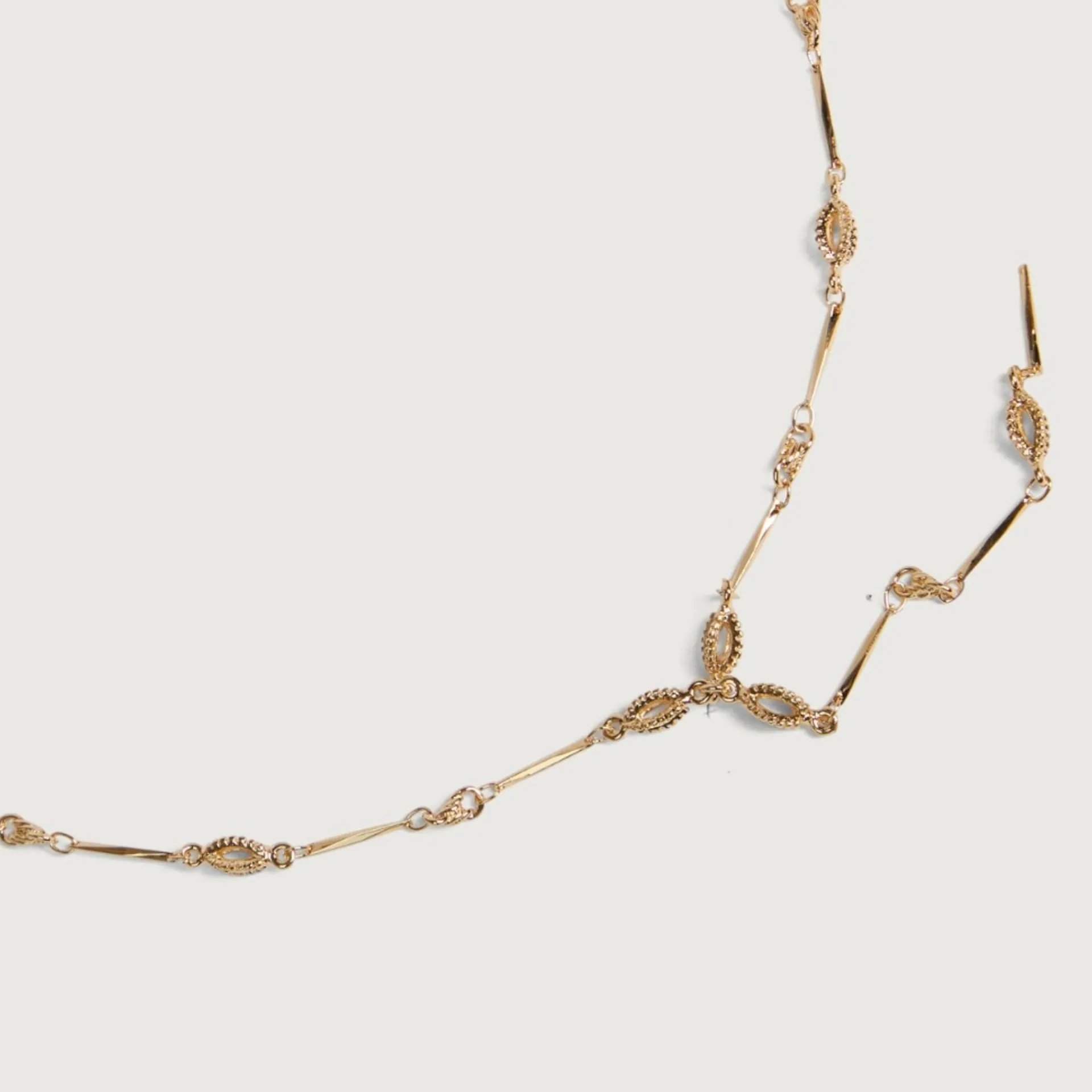 LÕU.YETU Chaînes Xl^Collier Alizee