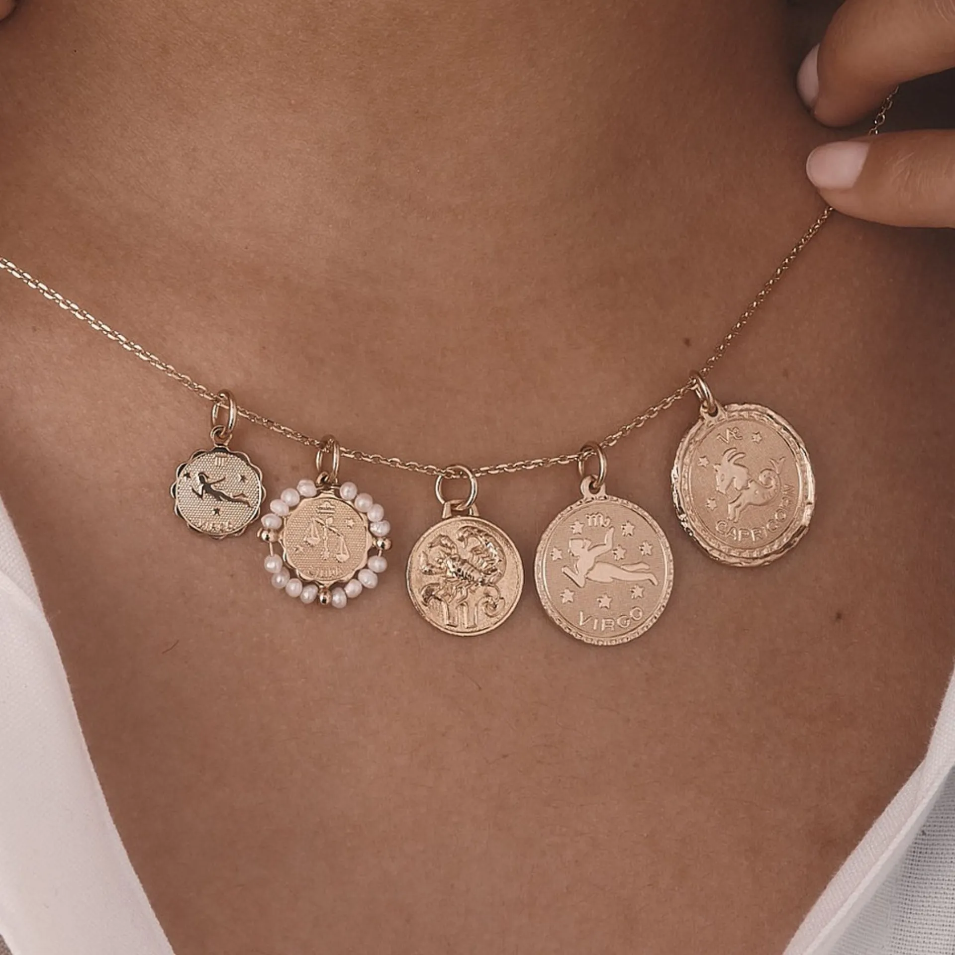LÕU.YETU Avec Médailles | Chaînes Fines^Collier Astro Lisse