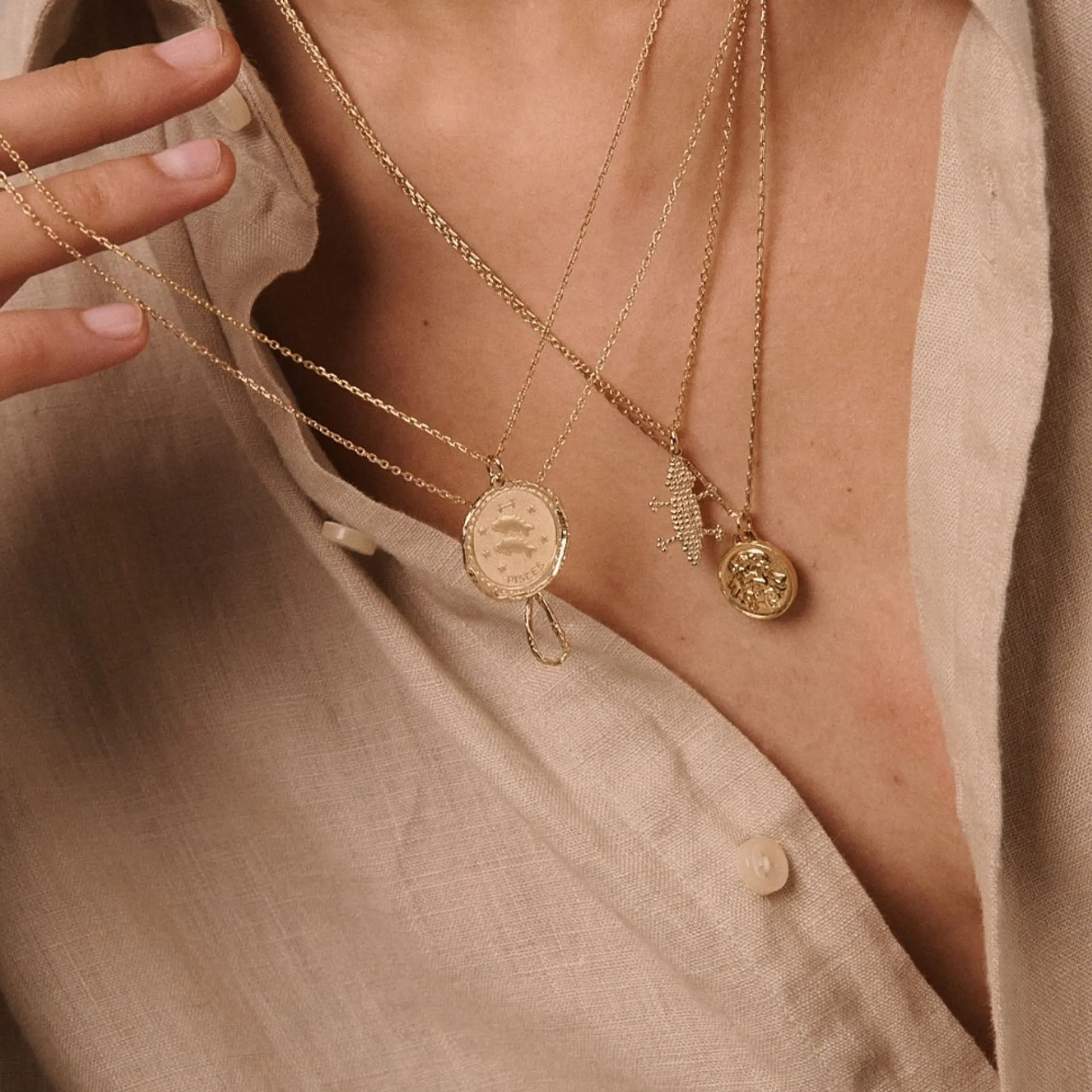 LÕU.YETU Avec Médailles^Collier Bjorg