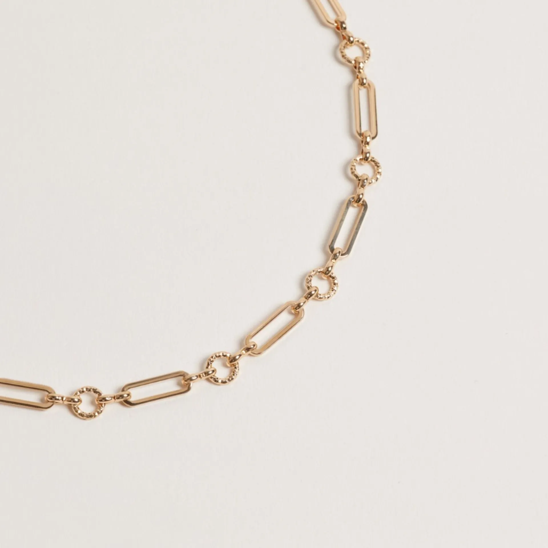LÕU.YETU Chaînes Xl^Collier Boon