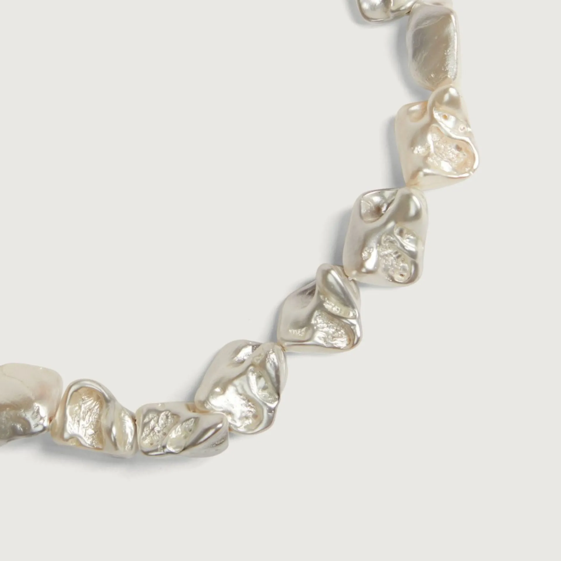 LÕU.YETU Chaînes Xl^Collier Cocca