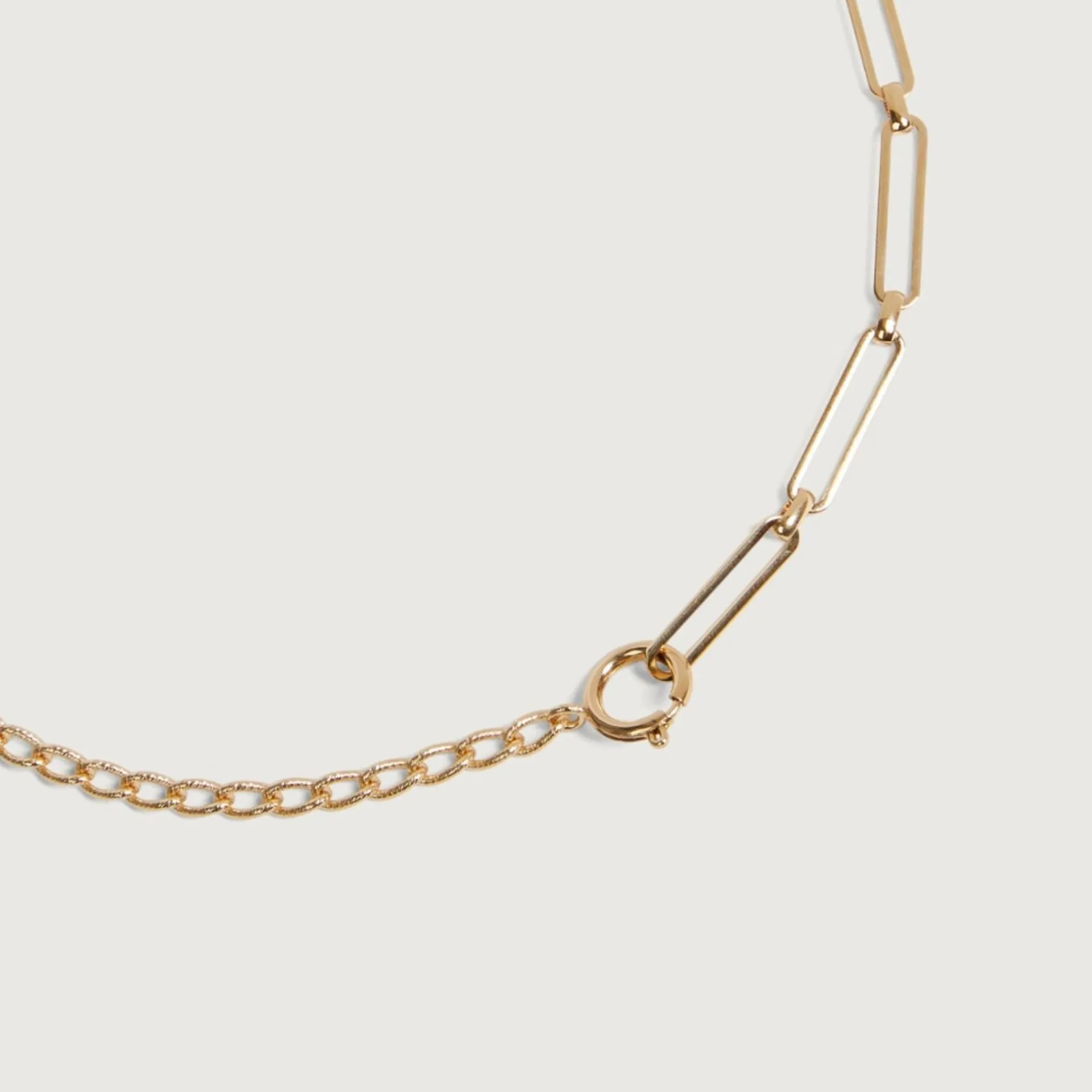 LÕU.YETU Chaînes Xl^Collier Elio