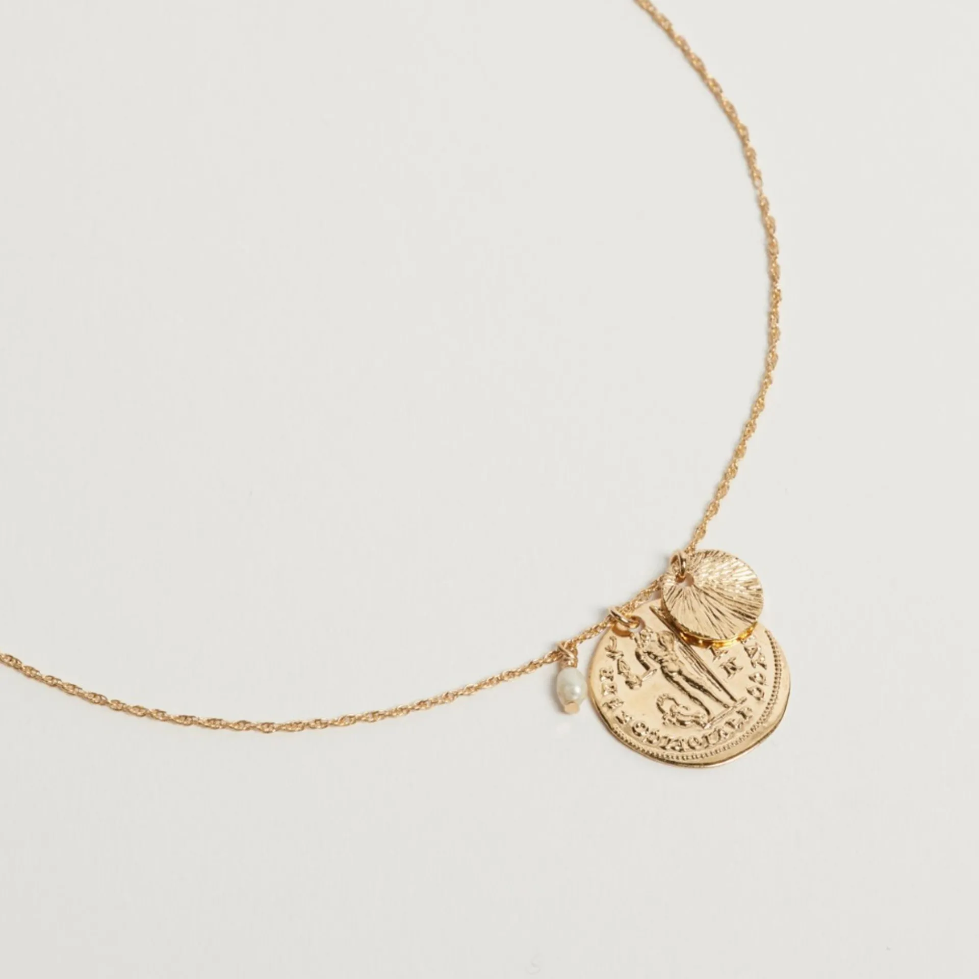 LÕU.YETU Avec Médailles^Collier Hera