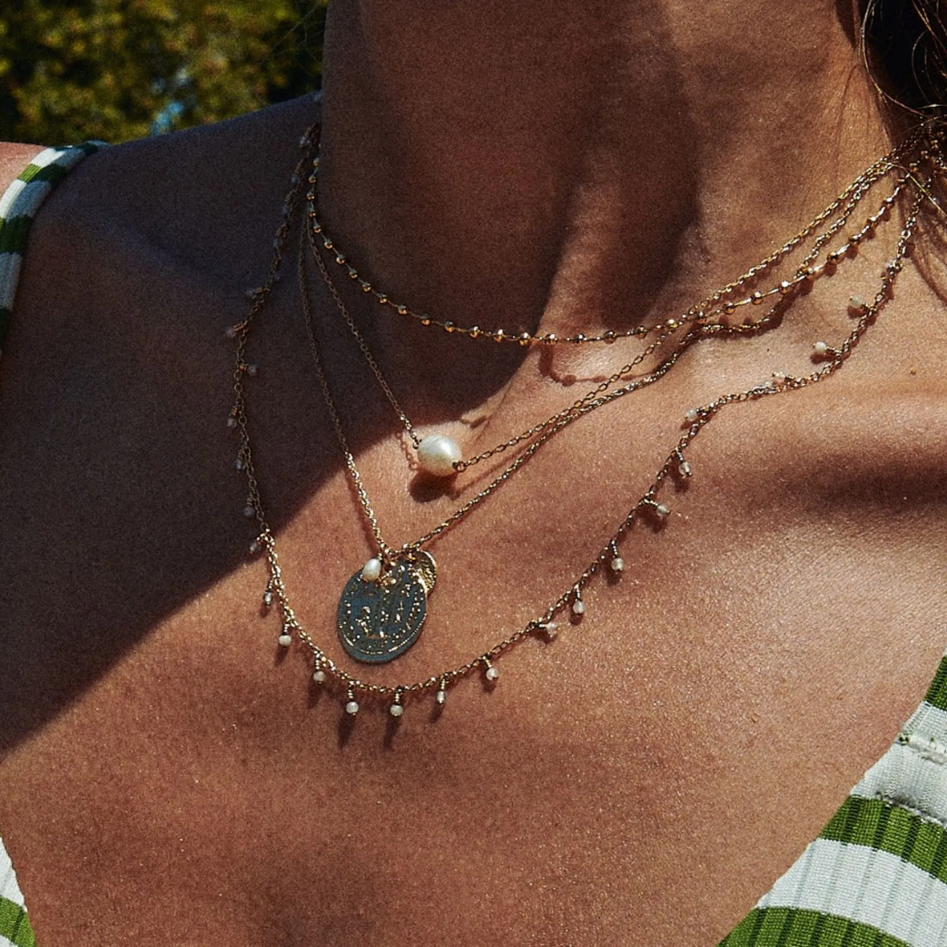 LÕU.YETU Avec Médailles^Collier Hera