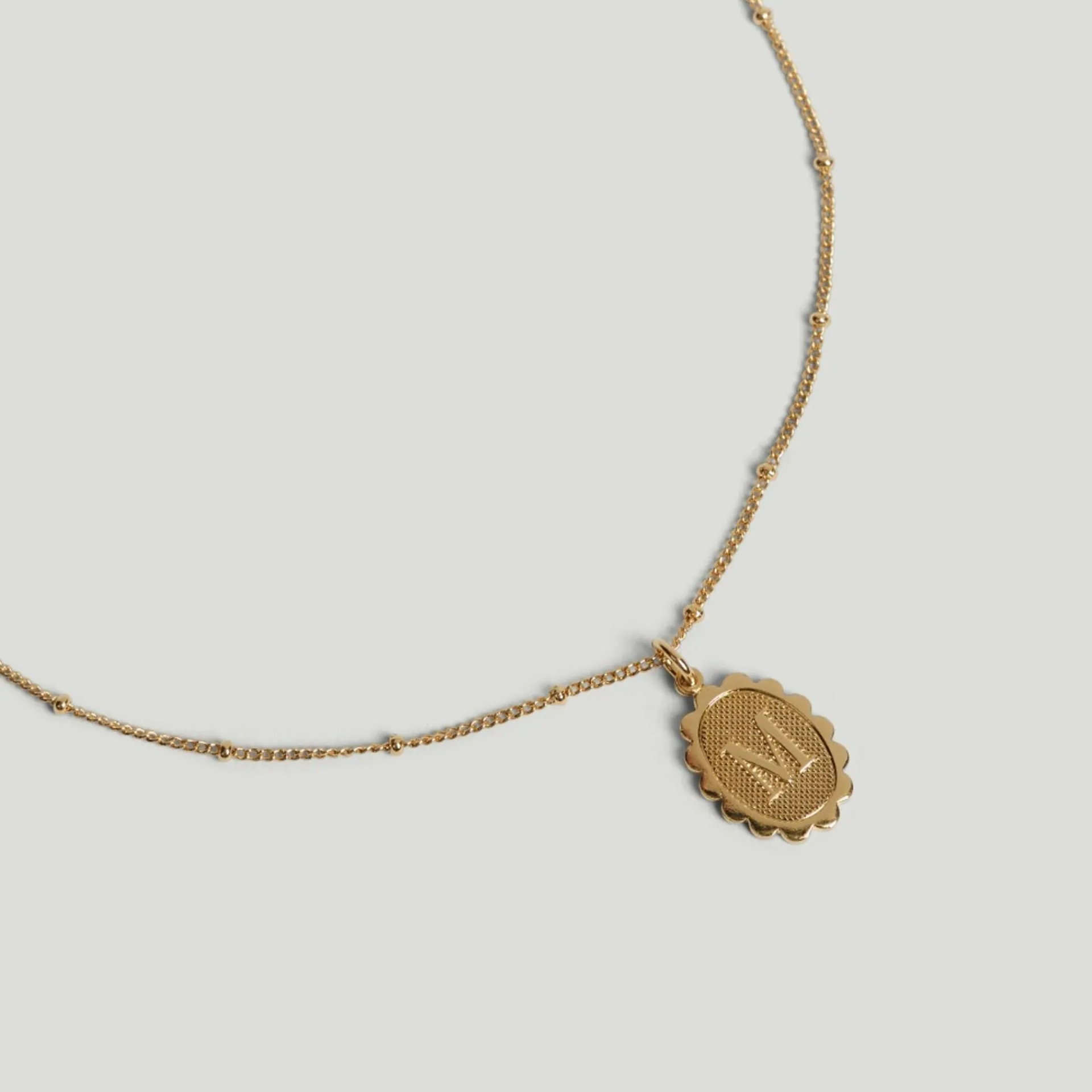 LÕU.YETU Avec Médailles | Chaînes Fines^Collier Initial