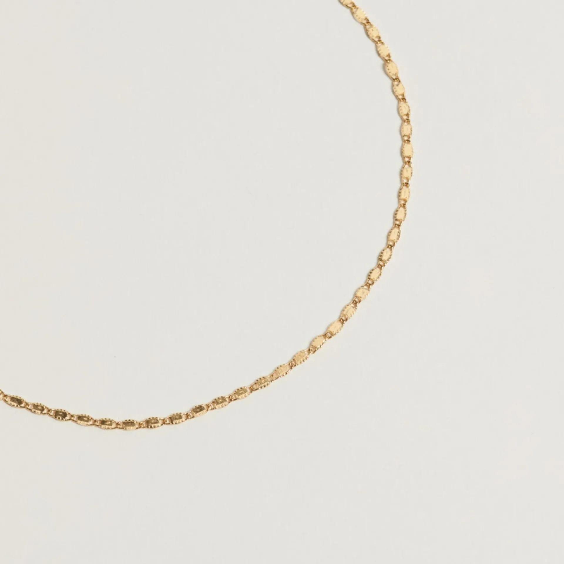 LÕU.YETU Chaînes Fines^Collier Leila