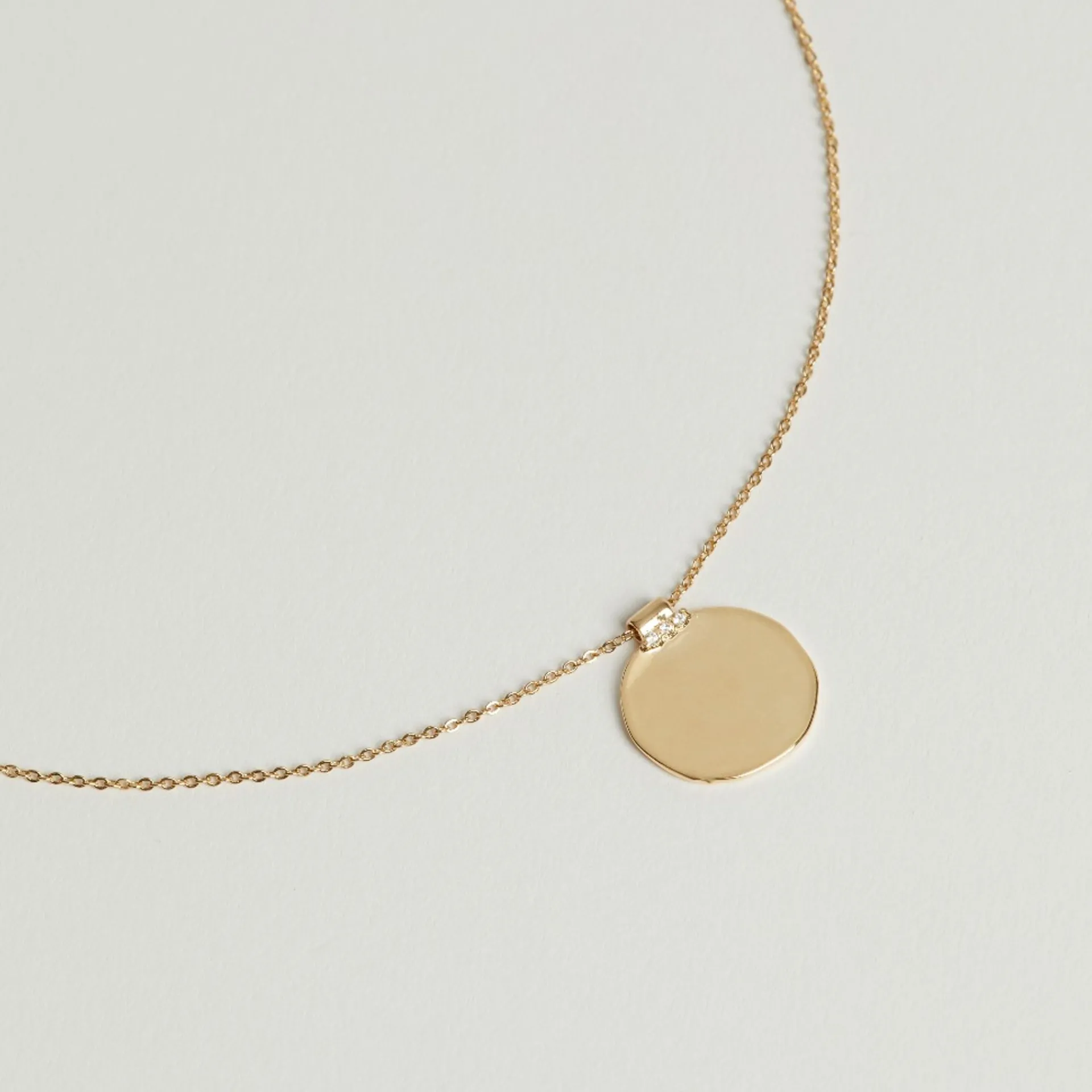 LÕU.YETU Avec Médailles^Collier Lucien
