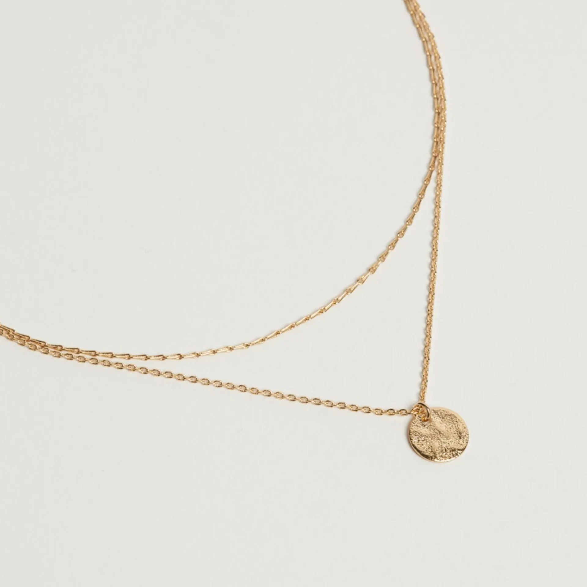 LÕU.YETU Avec Médailles | Chaînes Fines^Collier Viga
