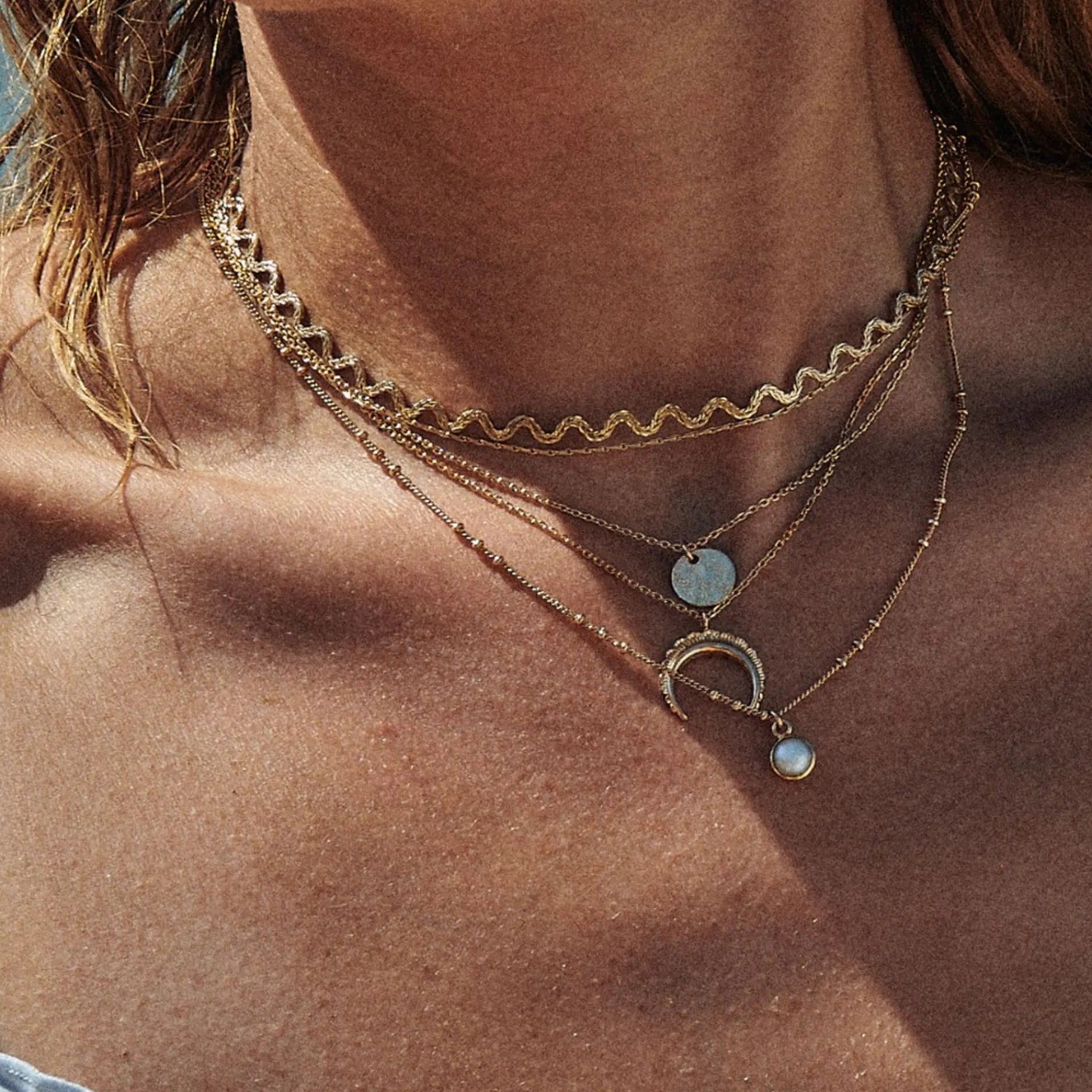 LÕU.YETU Avec Médailles | Chaînes Fines^Collier Viga